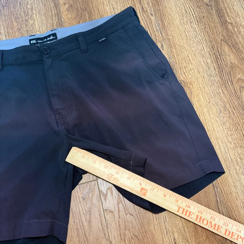 TravisMathew Mens Size 38 Black Golf Shorts Hybrid Flat‎ Front Flaws Read